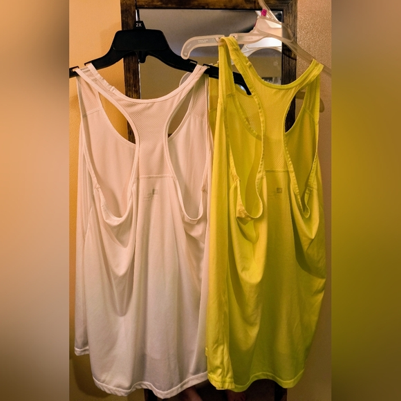 Xersion Racetrack Tank Tops - Picture 2 of 4